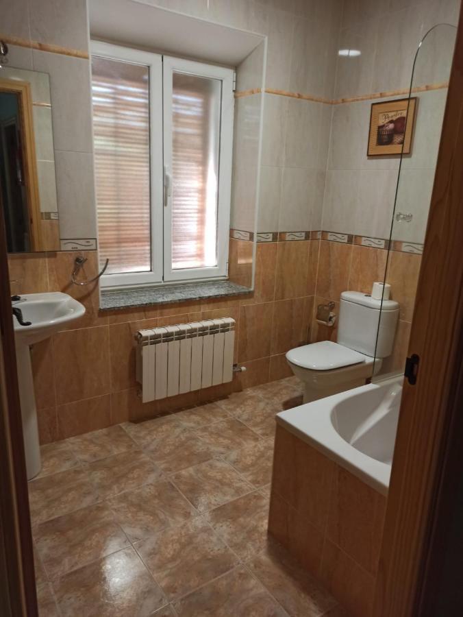 La Bimborra Pension Becedas Buitenkant foto