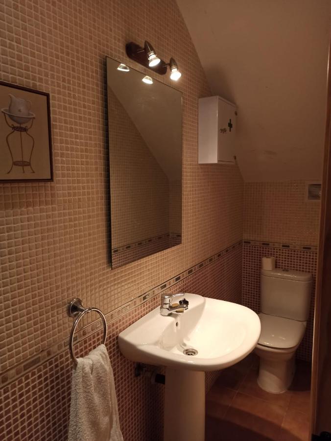 La Bimborra Pension Becedas Buitenkant foto